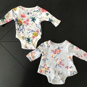 Set of 2 Old Navy bodysuits